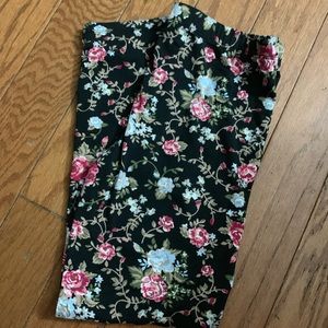 Girl small leggings